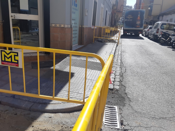 Iniciados los trabajos de señalizaciones y catas en las calles afectadas por  la II fase del proyecto de peatonalización del centro urbano de La Línea