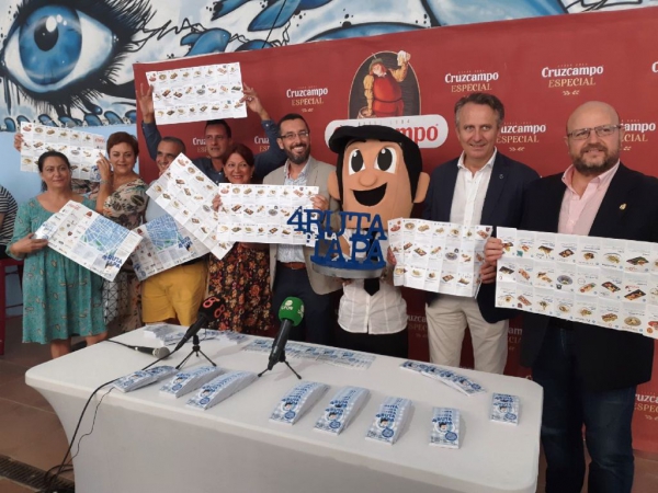 El alcalde de La Línea Juan Franco,ha participado esta mañana en la inauguración de la IV edición de la Feria de La Tapa