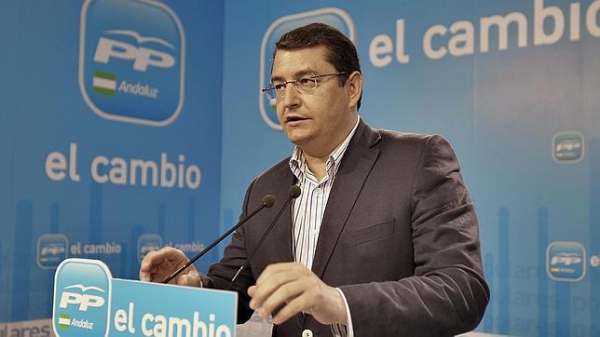 Sanz:“Con Juanma Moreno se abre una etapa ilusionante con el impulso y el despegue que necesita la provincia”