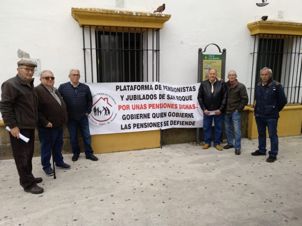 Podemos Los Barrios apoya la campaña en defensa de las pensiones dignas