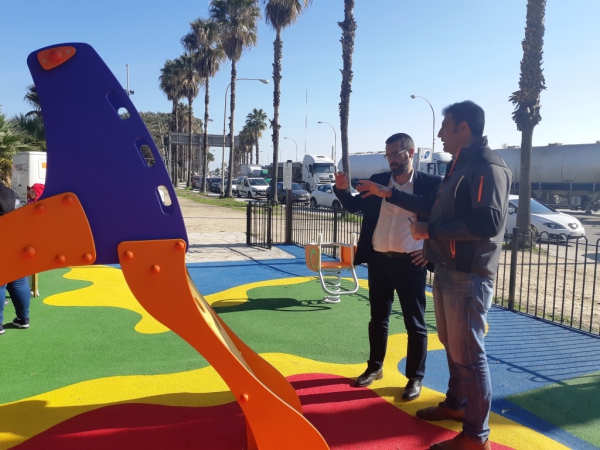 El alcalde ha visitado el “Parque de las Cuerdas” del Princesa Sofía, incluido en el proyecto de renovación de este tipo de instalaciones infantiles