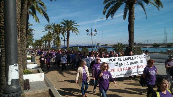 Colectivos Feministas de Cádiz dan su apoyo a los trabajadores del metal de Cádiz