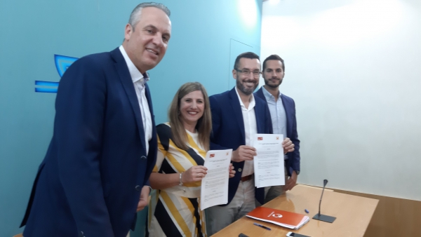 Firmado el acuerdo con el PSOE para que La Línea 100x100 entre en el gobierno de la Diputación Provincial de Cádiz  y en el de la Mancomunidad del Campo de Gibraltar