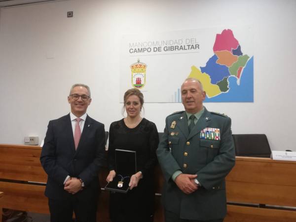La Mancomunidad del Campo de Gibraltar otorga la medalla de la comarca a Fermín Cabezas