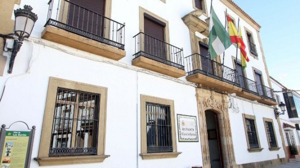 Romero, “satisfecho” de que el TSJA le dé la razón al Ayuntamiento y revoque la sentencia sobre el secretario de Alcaldía de abonarle 100.000 euros por daños y perjuicios