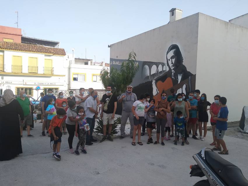 Antiguos alumnos exigen que se repare ya el colegio de La Bajadilla de Algeciras y se abra el patio que lleva diez años cerrado