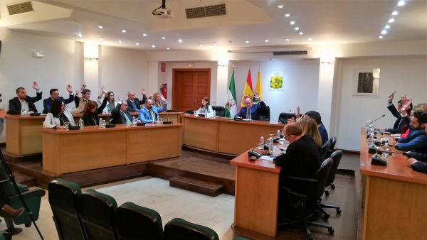 El Pleno Institucional del Día de Andalucía de Los Barrios ratifica por unanimidad los títulos de vecindad y ciudadanía 2018