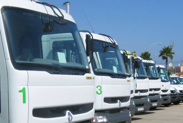 El Ayuntamiento de La Línea destinará más de 800.000 euros a la adquisición de nuevos vehículos y maquinaria de limpieza viaria