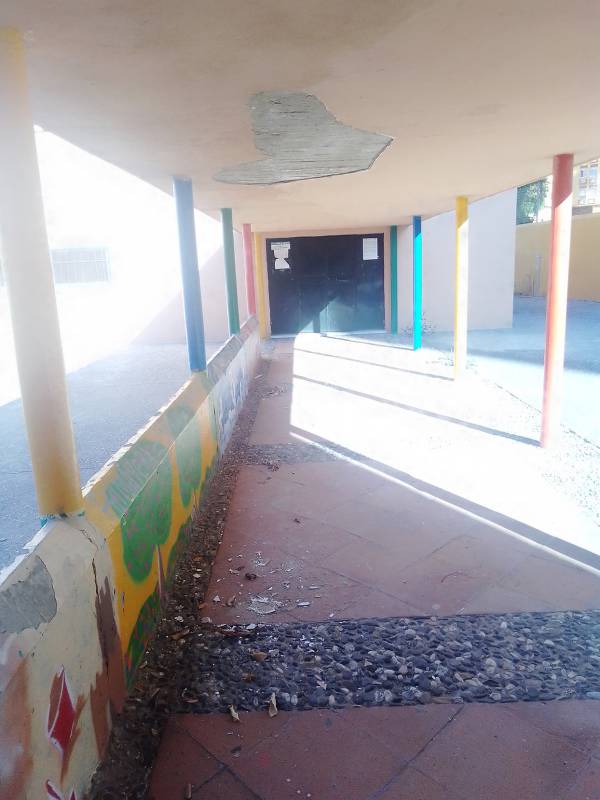 El AMPA del Colegio Campo de Gibraltar de Algeciras acusa al alcalde de mentir sobre el arreglo del centro escolar