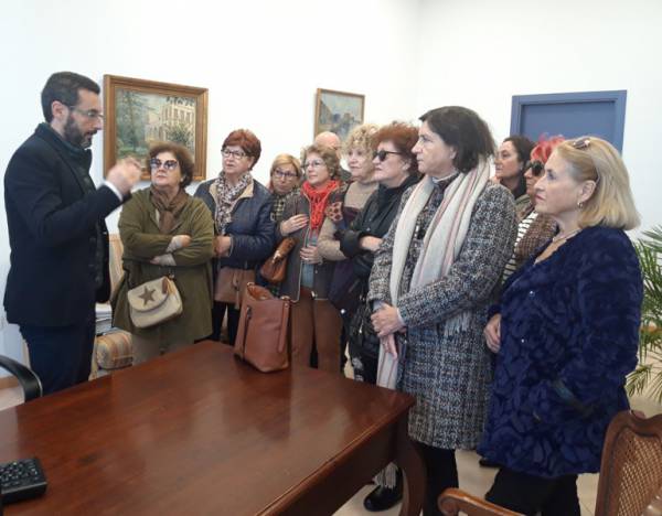 El alcalde de La Línea ha recibido esta mañana a mujeres del Centro de Mayores de La Atunara