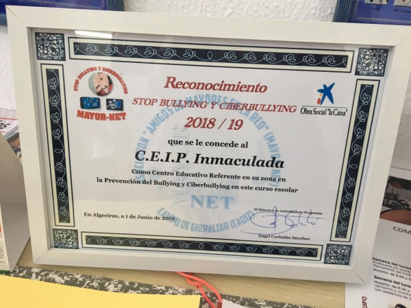 Mayor-Net premia al CEIP Inmaculada de La Línea por su labor de prevención contra el Ciberbullying  con la oferta educativa