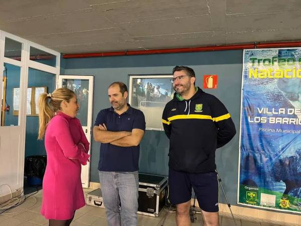 Comienza en Los Barrios el XX Campeonato de Andalucía Open Master de Invierno de Natación