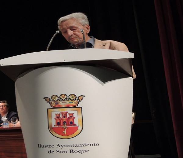 Pesar municipal por el fallecimiento del escritor José María Álvarez, Hijo Predilecto de San Roque