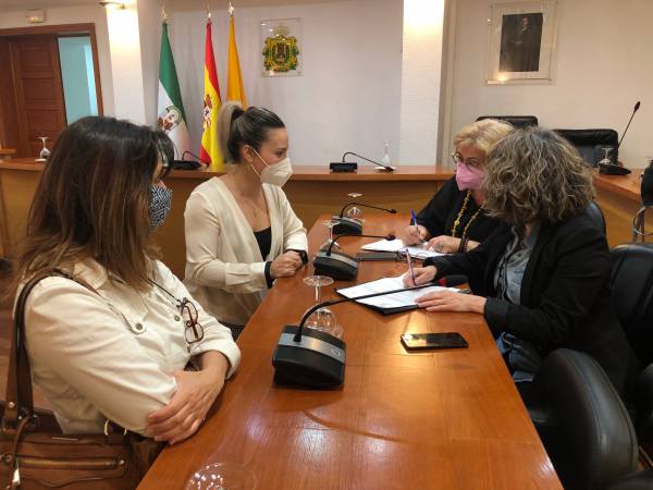 Lobato perfila los asuntos que se tratarán en el Consejo Local de la Mujer