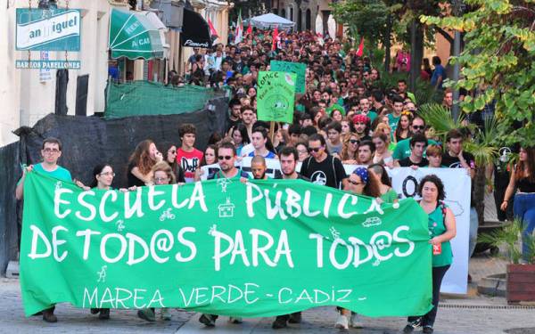Podemos Los Barrios muestra su apoyo a la huelga educativa del 4 de Marzo en defensa de la escuela pública