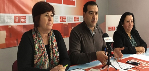 El PSOE  de Los Barrios afirma que “con los millones de euros que Romero ha dejado de cobrarle a Acerinox no harían falta más recortes en los derechos de los trabajadores municipales”