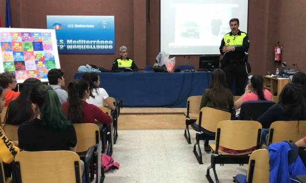 Más de 1600 alumnos participan en los programas de la Oferta Educativa organizados en colaboración con Policía Local