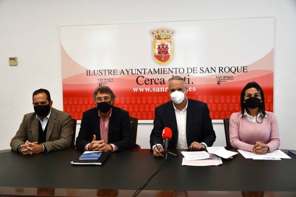 El alcalde de San Roque afirma que la ZAL podría satisfacer la demanda del sector de un espacio seguro para los camiones