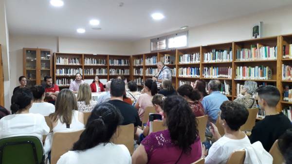 Pérez Cumbre anima a participar en el Concurso de Novela convocado el pasado mes de abril
