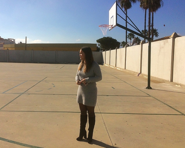 El Ayuntamiento de Los Barrios pone en funcionamiento una pista de baloncesto en el espacio del antiguo cine de verano