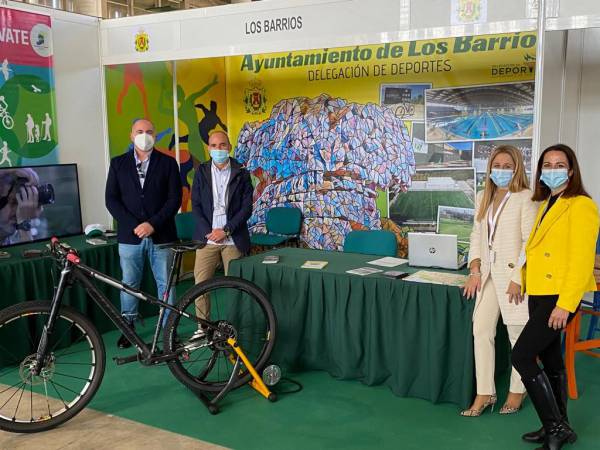Gallego asiste en Jerez a la I la Feria del Deporte y la Vida Sana