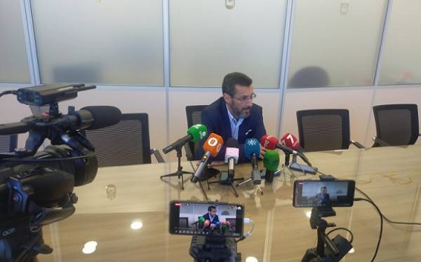 Juan Franco confía en cerrar acuerdos beneficiosos para La Línea en los contactos para formar gobiernos en Mancomunidad y Diputación