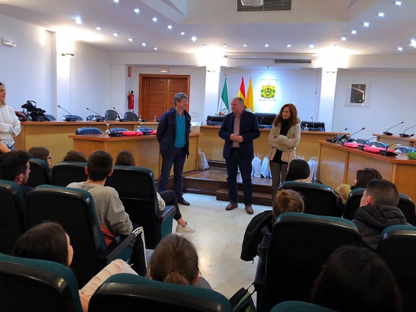 Romero, Calvente y Molina reciben a alumnos y profesores de la ciudad francesa de Nantes