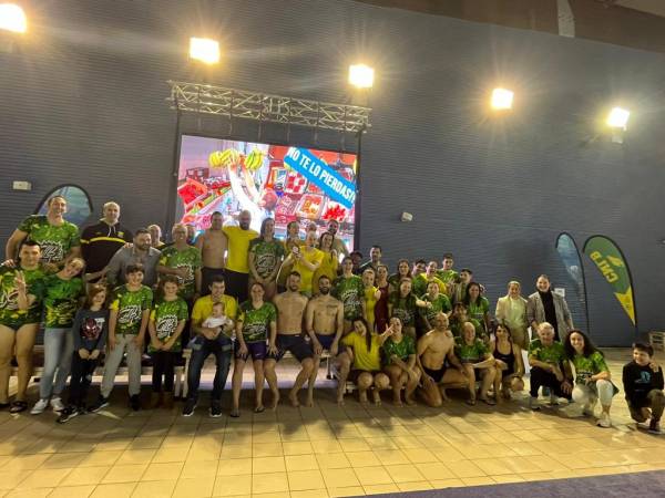 El XX Campeonato Andalucía Open Master de Invierno de Natación celebrado en Los Barrios, todo un éxito