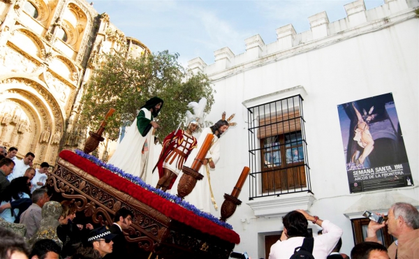 El mejor arte y el olor a incienso vuelven a las calles de la provincia de Cádiz Cultura, historia y tradición popular conforman su singular Semana Santa