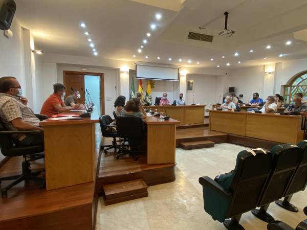 Alconchel se entrevista con los sindicatos para tomar el pulso a la actualidad laboral en el seno del Ayuntamiento de Los Barrios