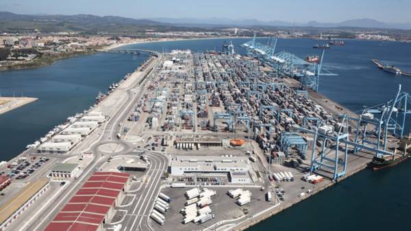 Hacienda “mete la tijera” en el puerto de Algeciras y le deniega 12 contratos de refuerzo para su policía