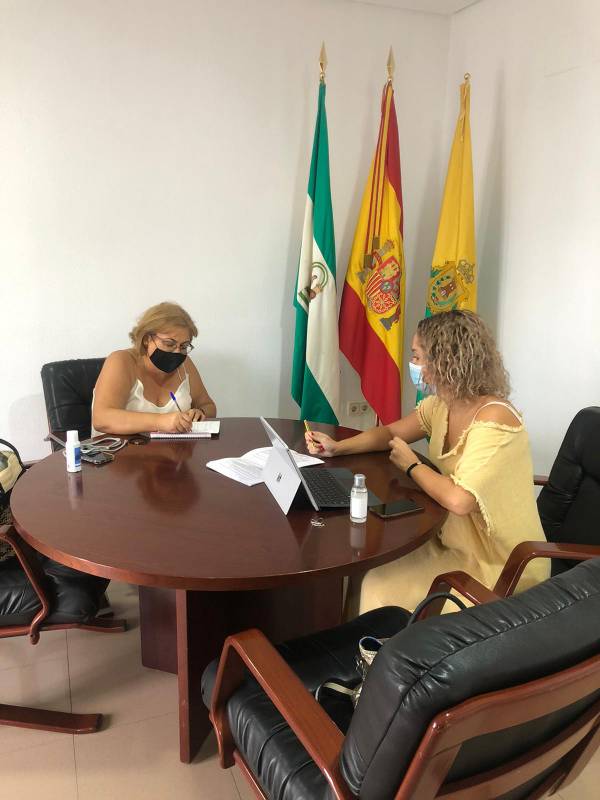 Lobato y la vicepresidenta del Consejo Local de la Mujer se reúnen para elaborar el nuevo calendario de actividades