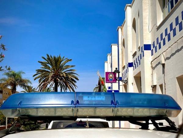 La Policía Local de Los Barrios recupera un coche robado en Marbella