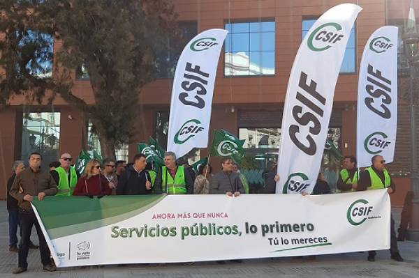 CSIF se moviliza en Cádiz por el Día del Empleado Público y denuncia la pérdida de casi 3.000 efectivos del sector público en un año en la provincia