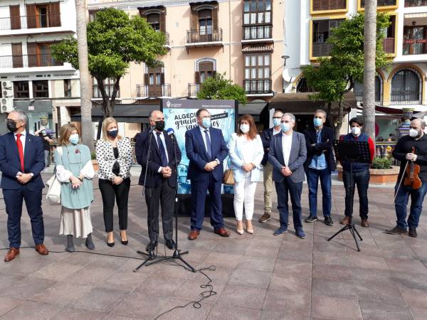 La delegada territorial celebra el Día Mundial de la Salud en el Campo de Gibraltar realzando la labor de los profesionales en tiempos de pandemia