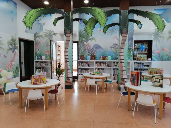 La Biblioteca habilita un nuevo reparto gratuito del libro  &quot;La Línea de la Concepción: 150 años de historia”