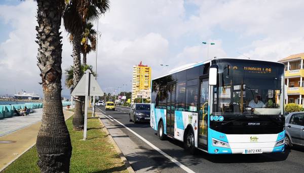 El pase a Nivel 2 de Alerta en La Línea conllevará también incrementos en el número de autobuses para cubrir las líneas del transporte colectivo urbano