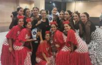 Pérez Cumbre felicita a la Asociación Cultural Flamenca Barreña por sus nuevos éxitos en el certamen “Vive tu sueño”